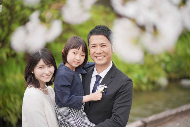 再婚による養子縁組を詳しく解説！児童手当や養育費の疑問もスッキリ解消